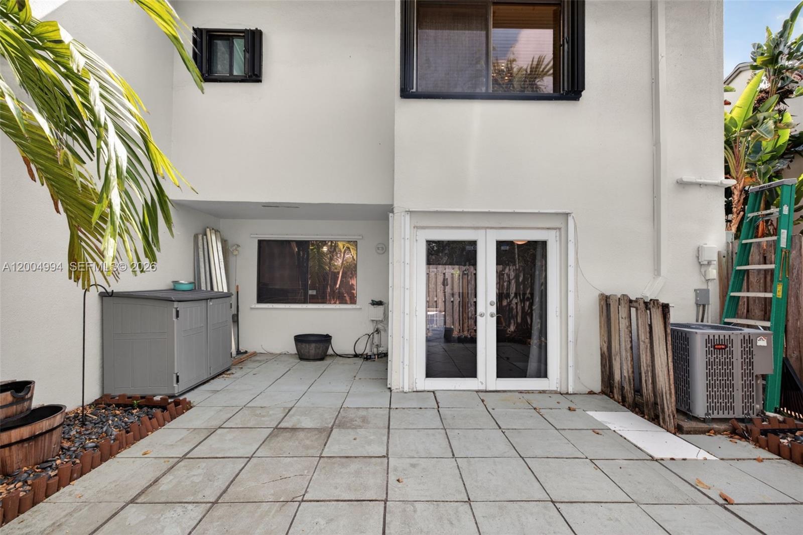 341 City View Dr