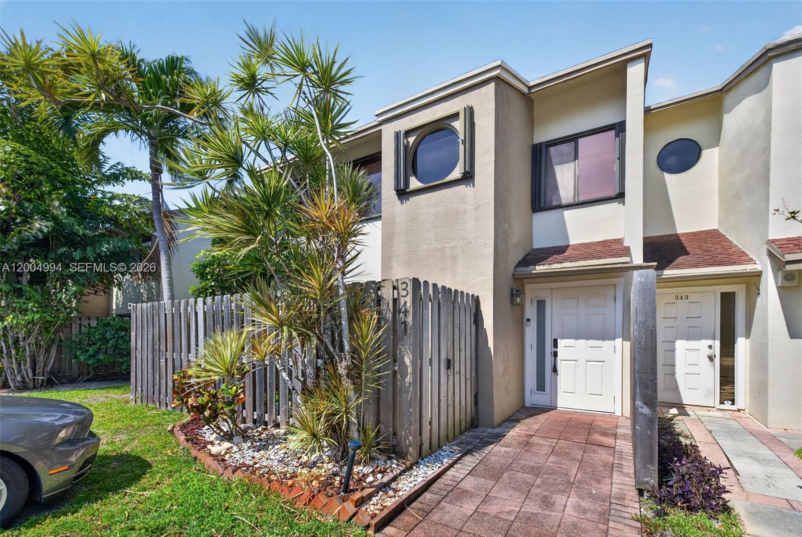341 City View Dr