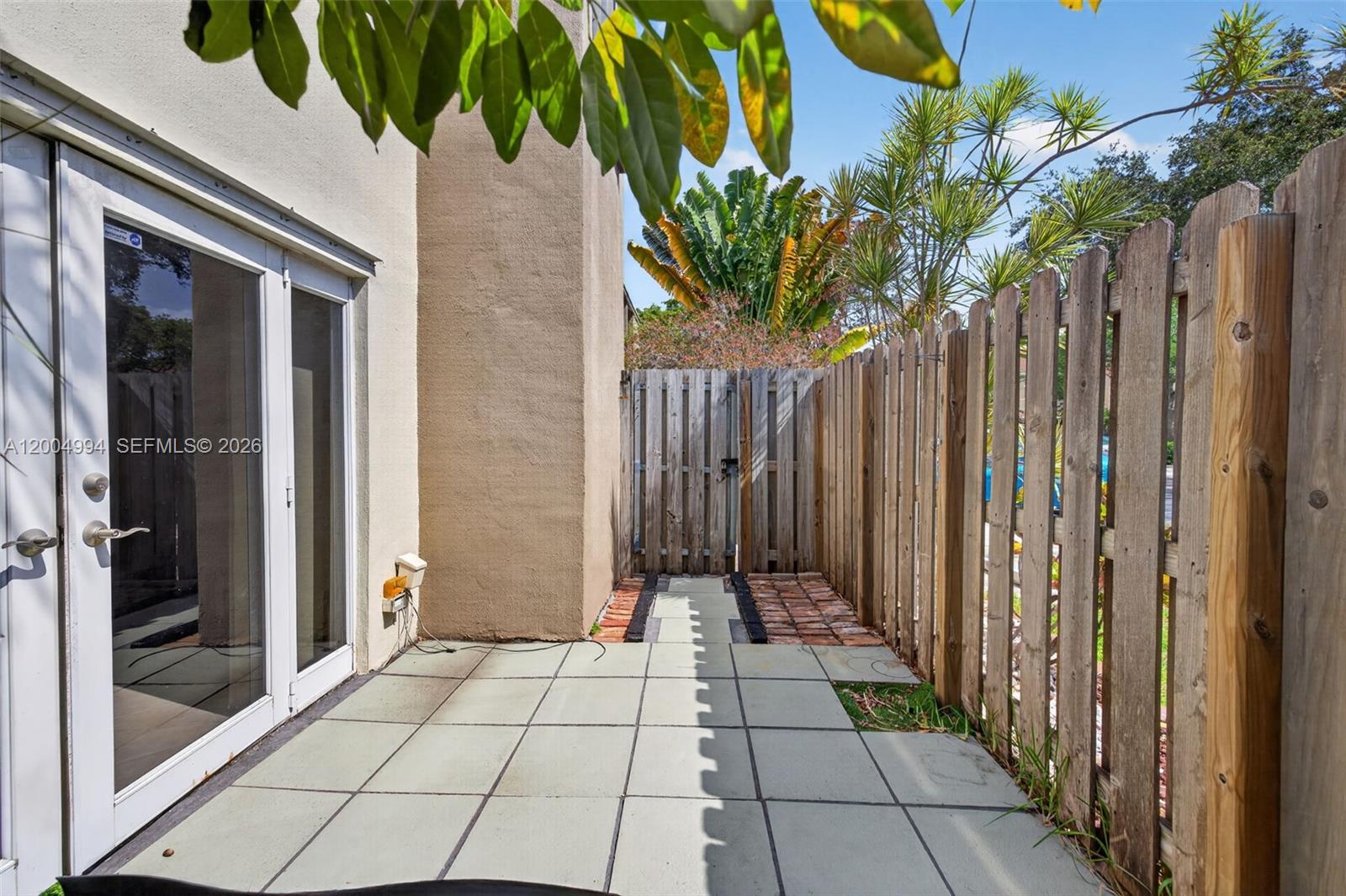 341 City View Dr