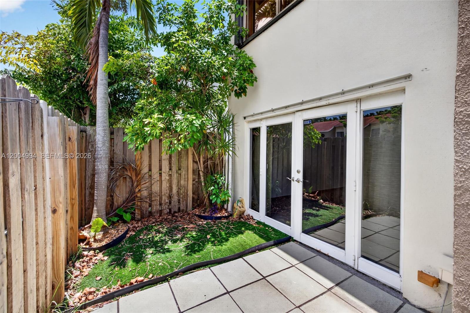 341 City View Dr