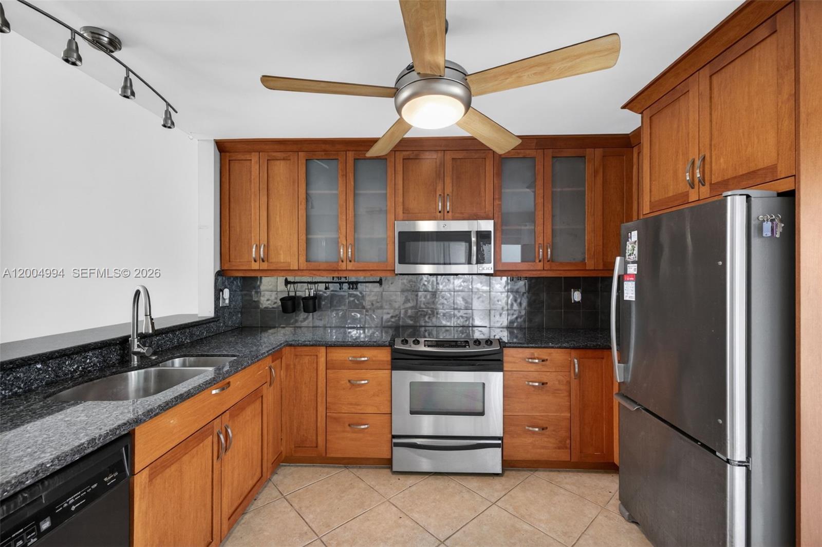 341 City View Dr