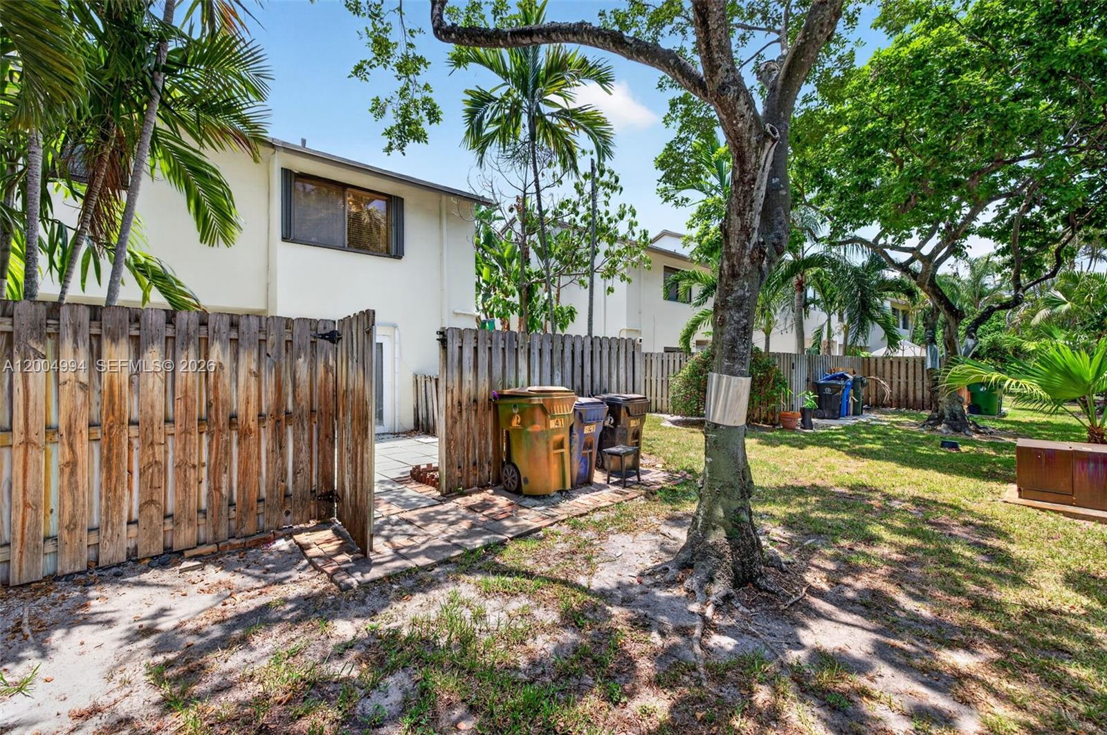 341 City View Dr
