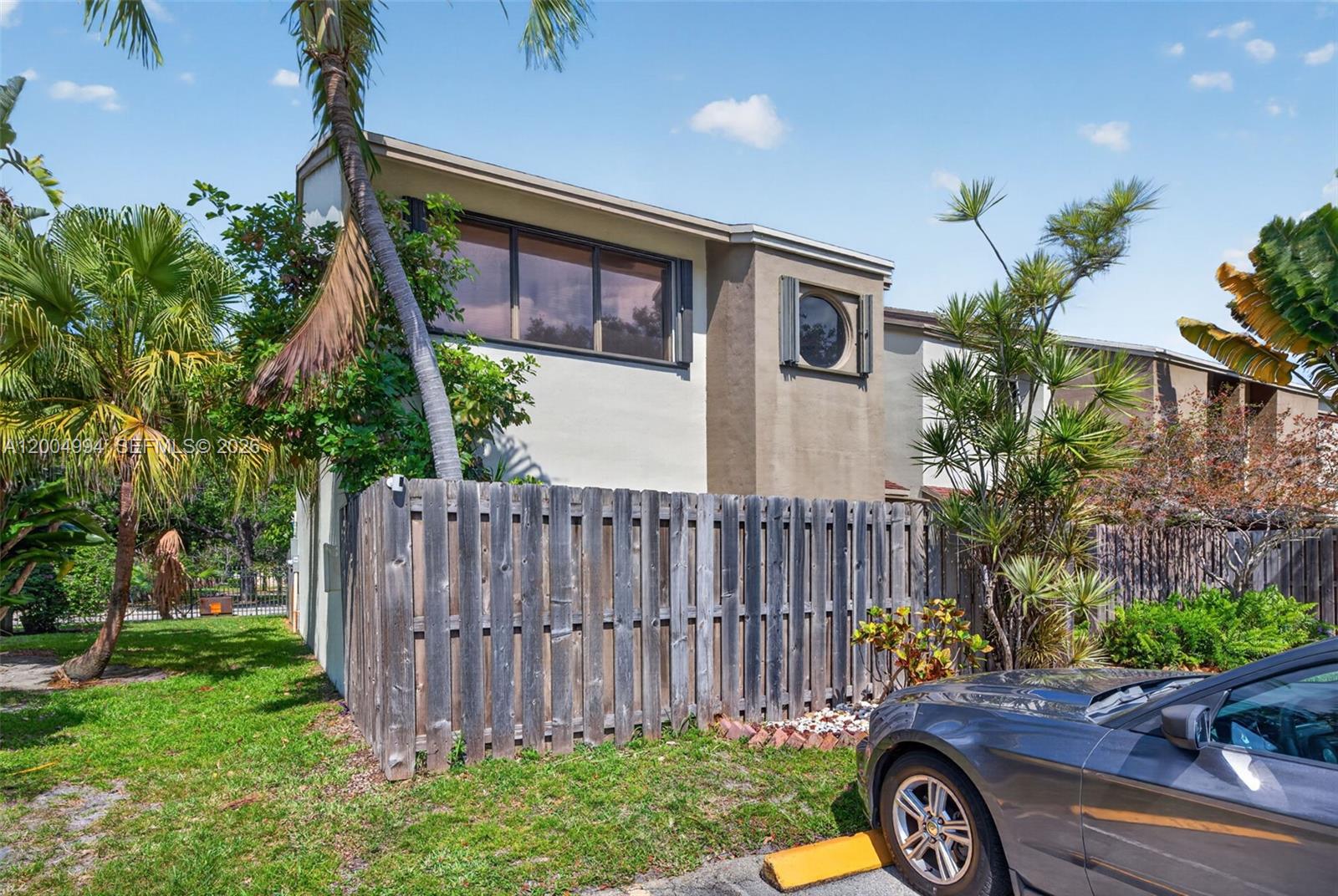 341 City View Dr