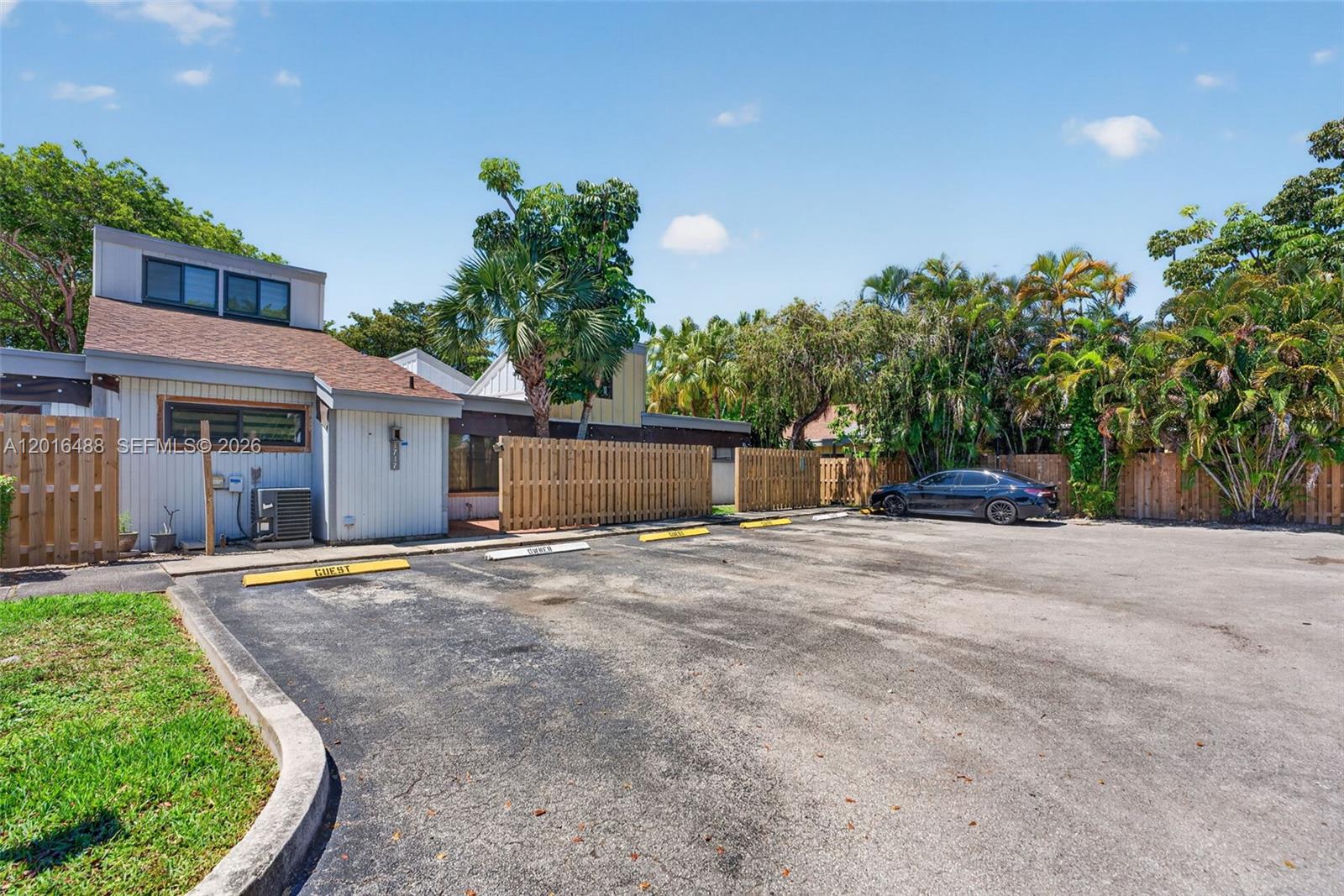 1717 NW 73rd Ave # 33