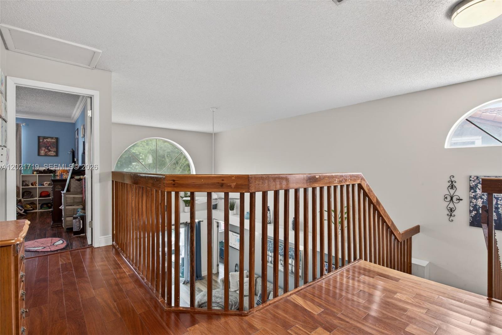 4940 NW 54th St