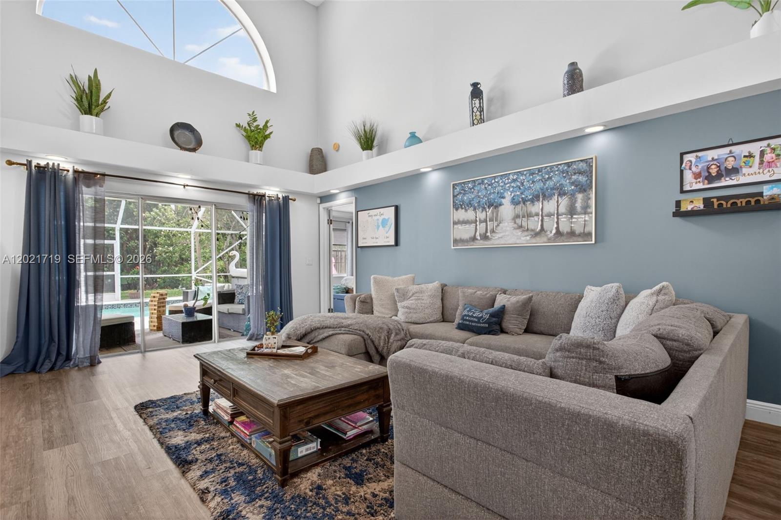 4940 NW 54th St