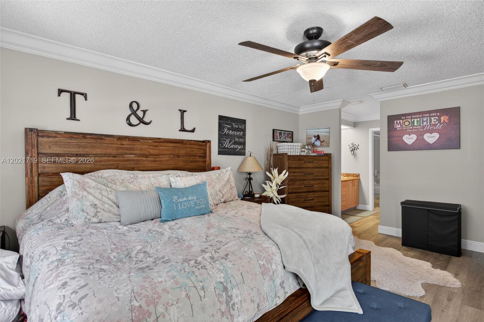 4940 NW 54th St