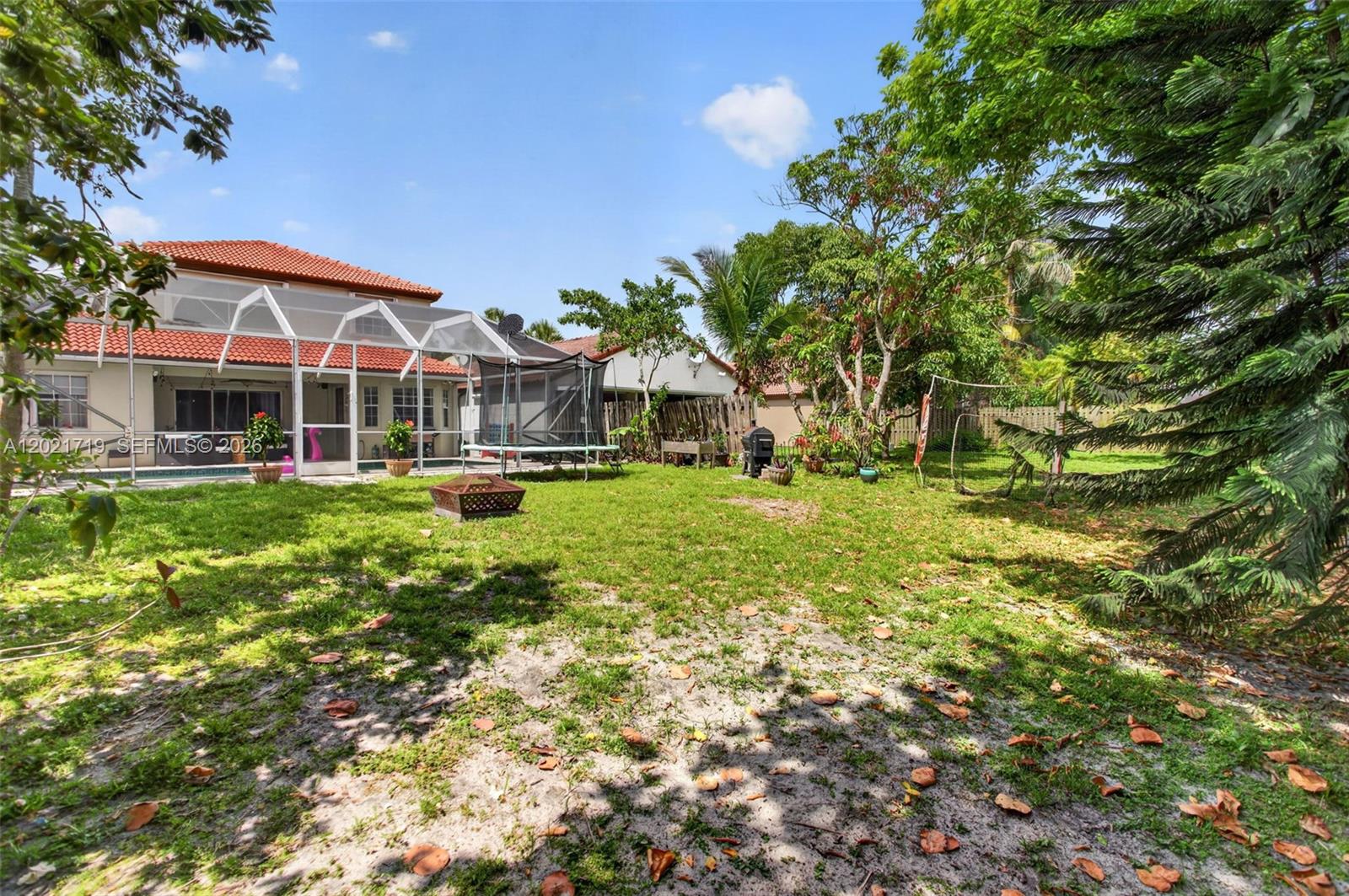 4940 NW 54th St