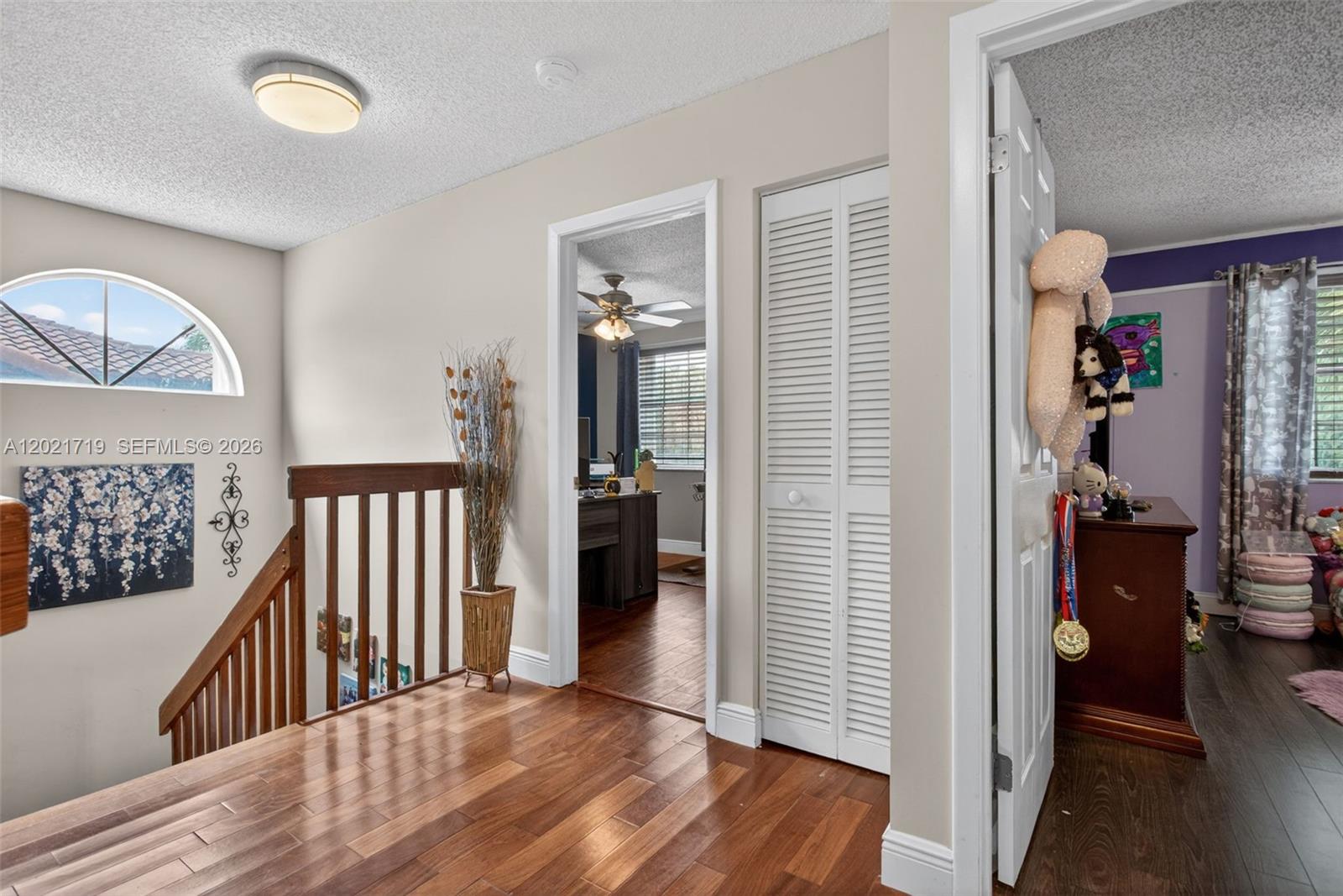 4940 NW 54th St