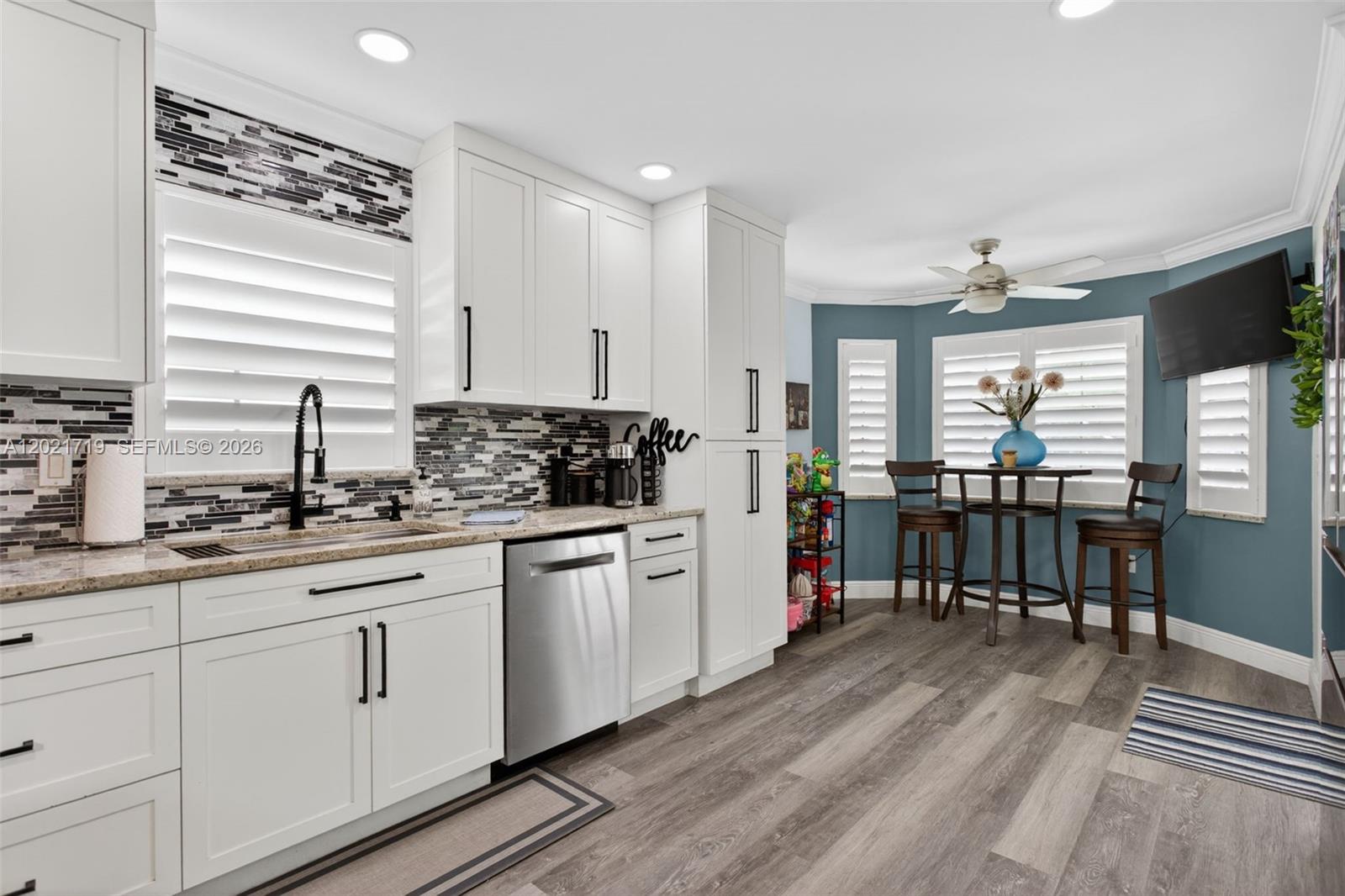 4940 NW 54th St