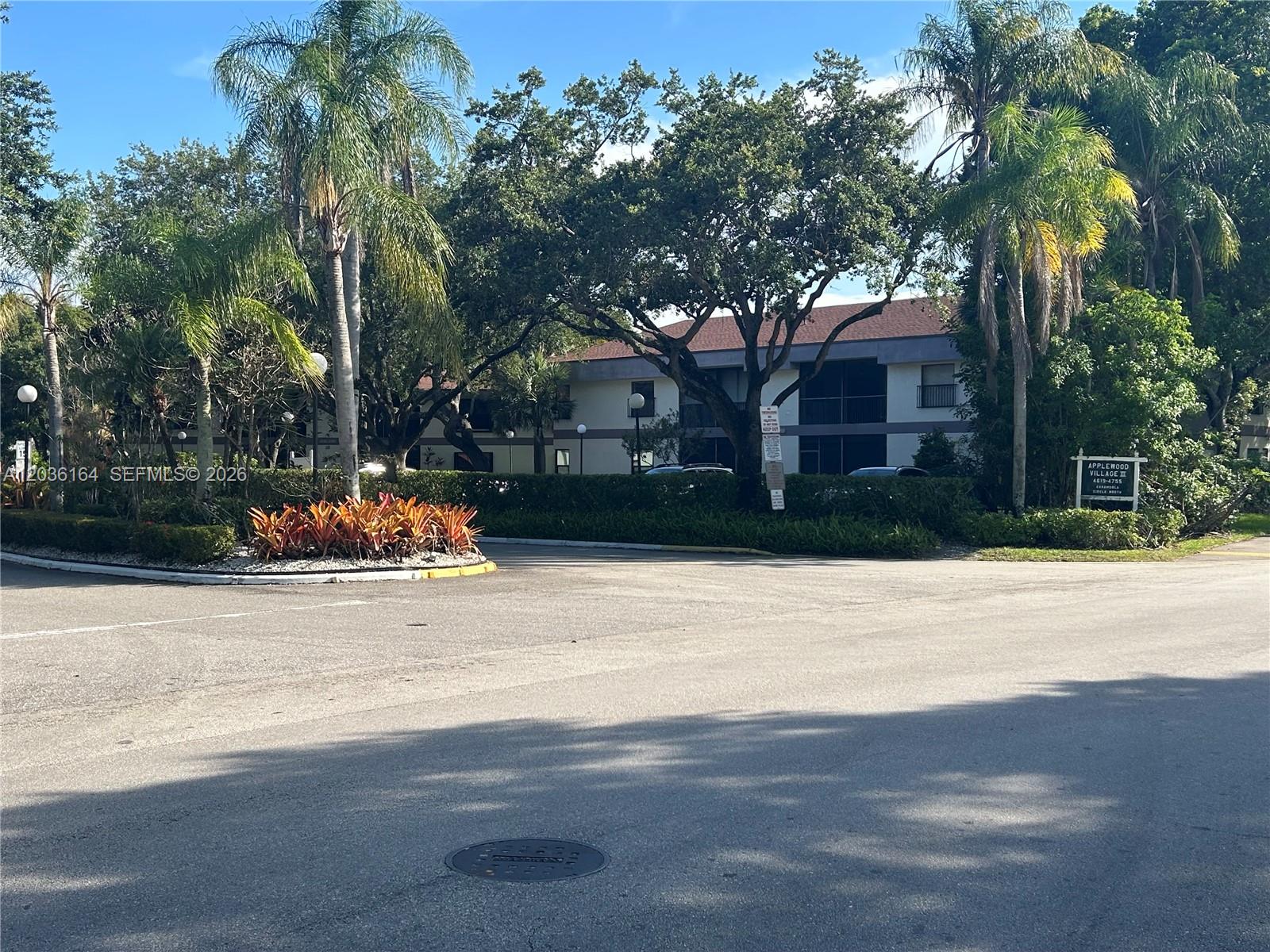 4644 N Carambola Cir N # 2725