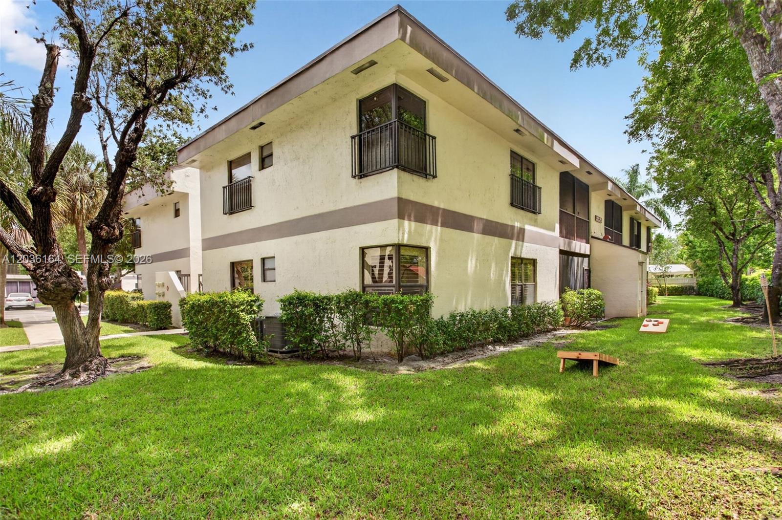 4644 N Carambola Cir N # 2725