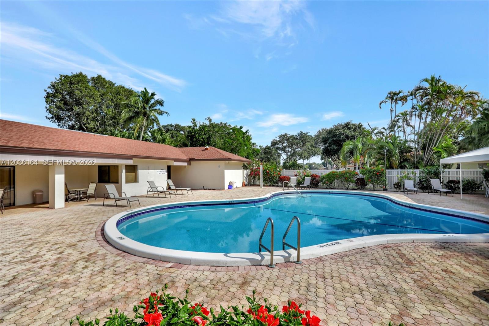 4644 N Carambola Cir N # 2725