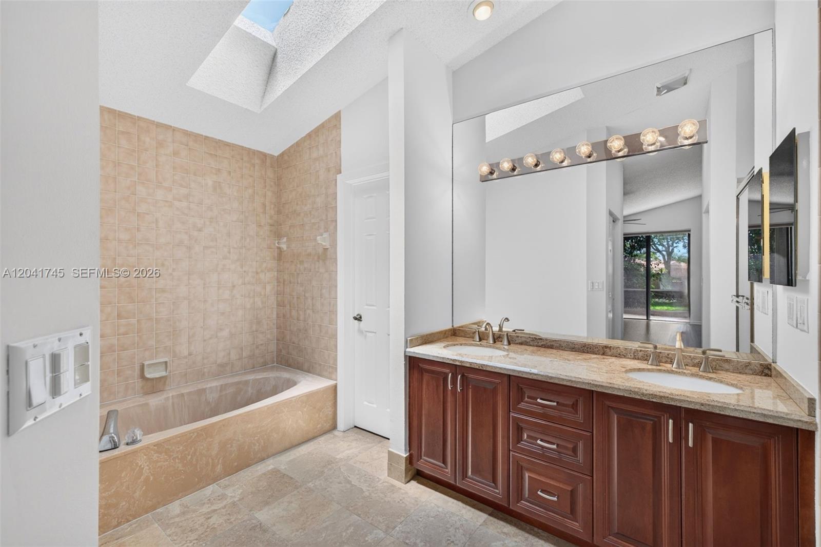 1380 NW 103rd Ter