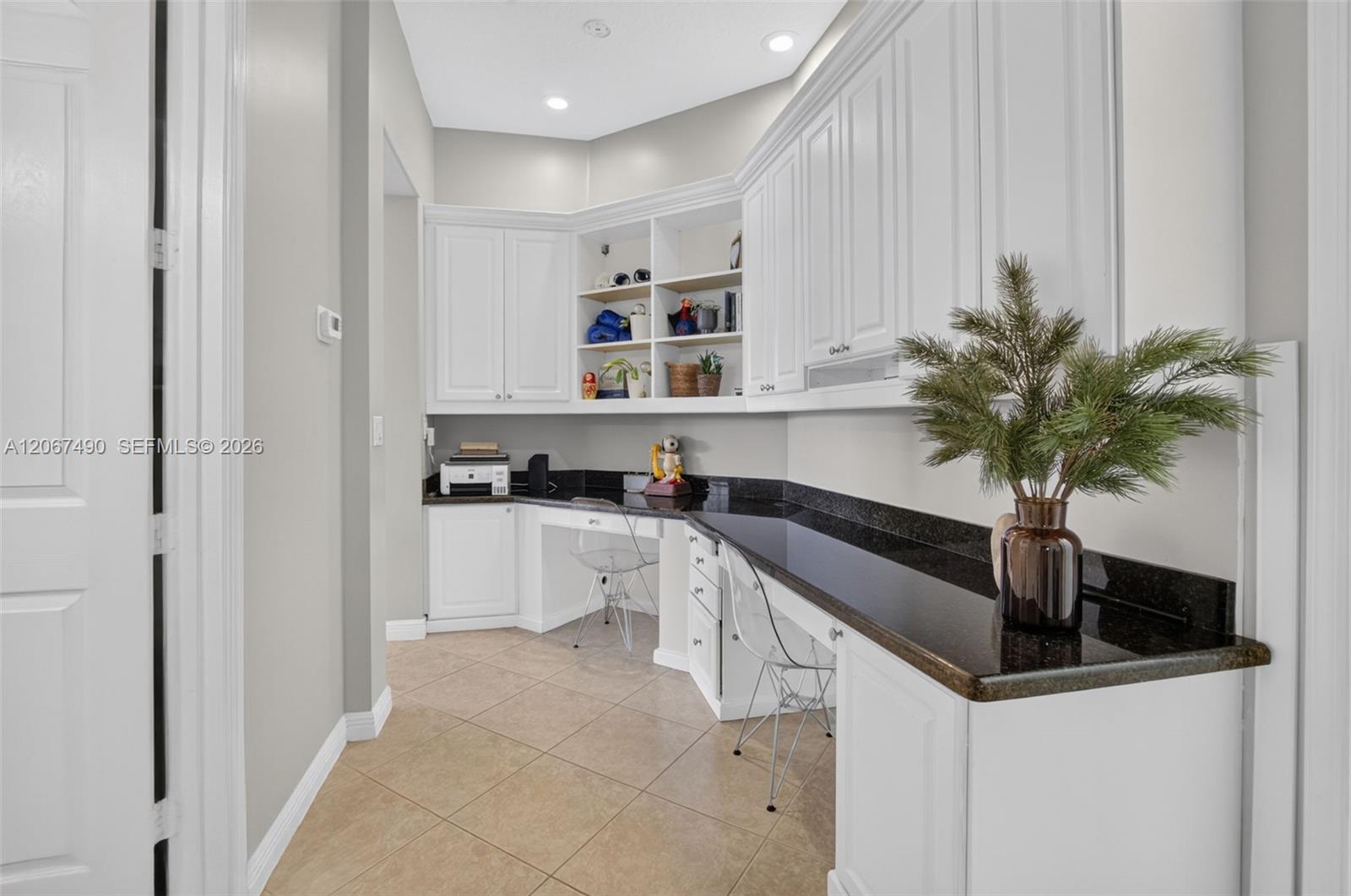 6543 Marbletree Ln