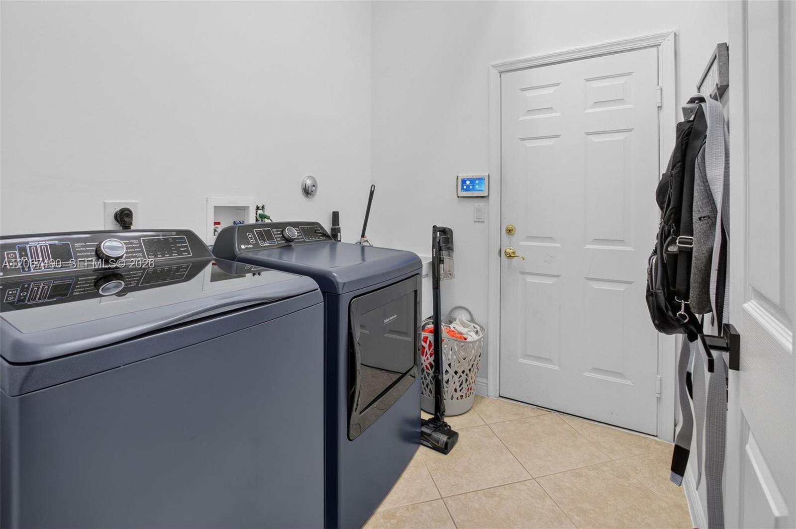 6543 Marbletree Ln