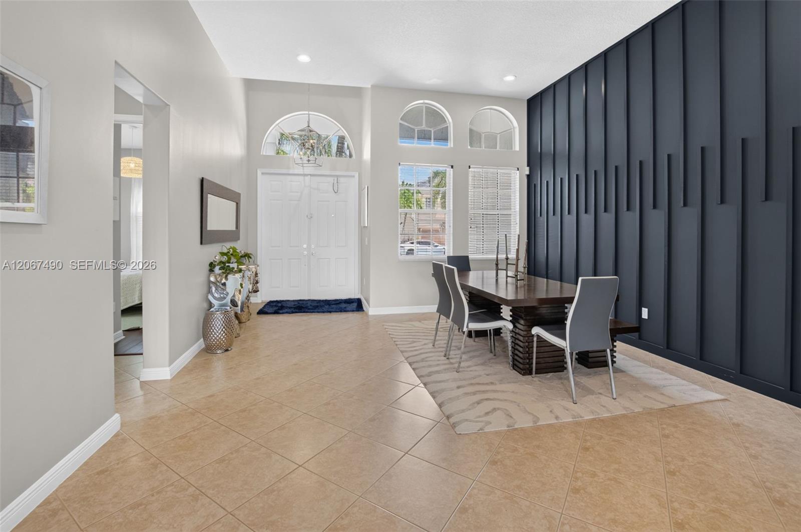6543 Marbletree Ln