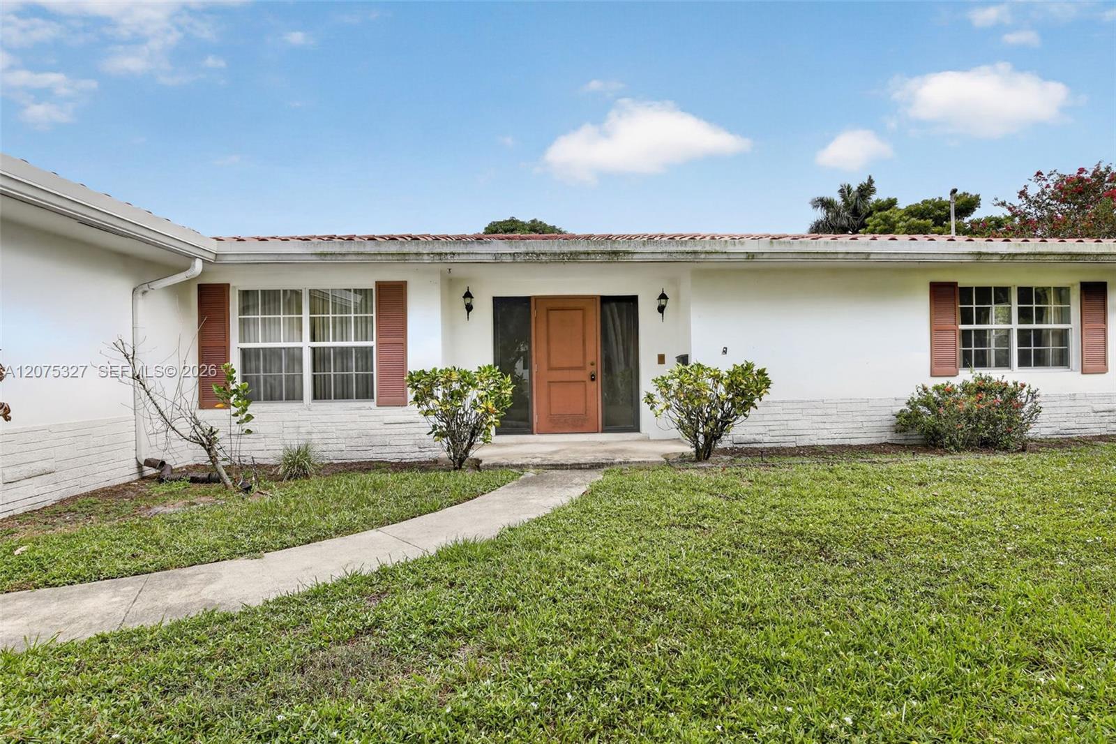 1350 NW 73rd Ave