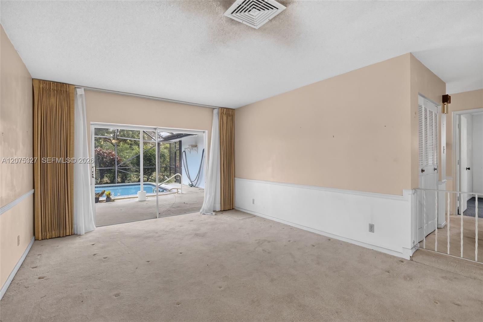 1350 NW 73rd Ave