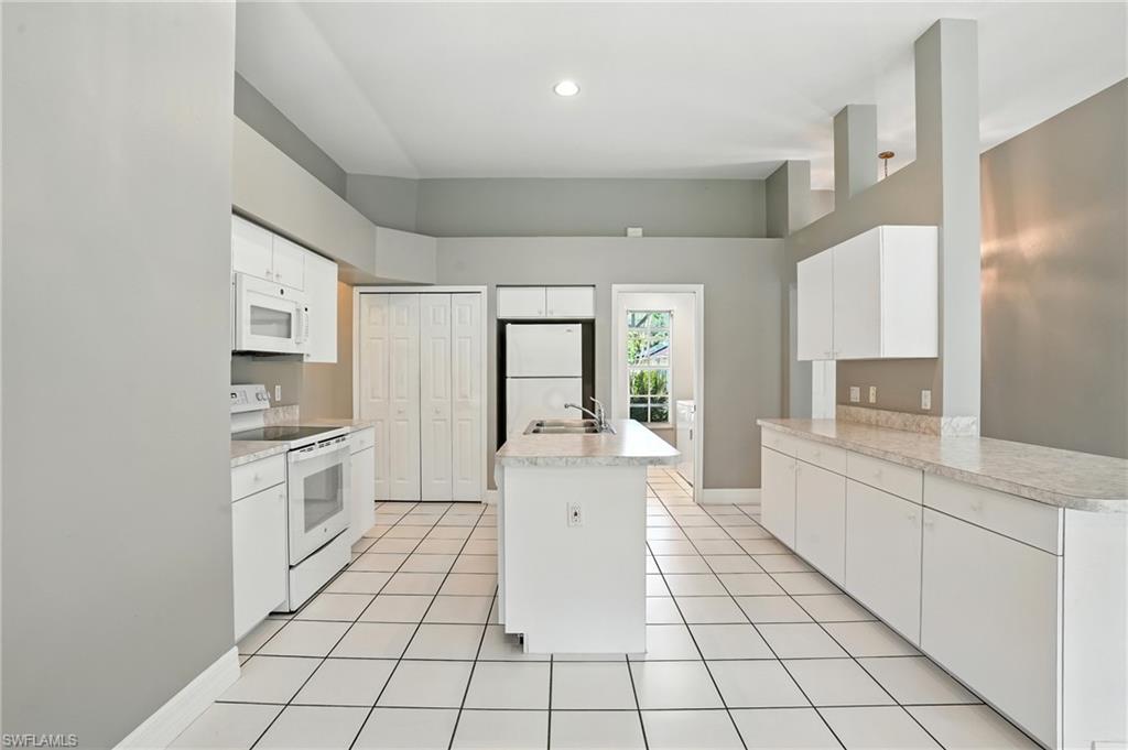 3681 Bali LN