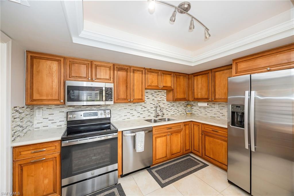 413 Augusta BLVD 105