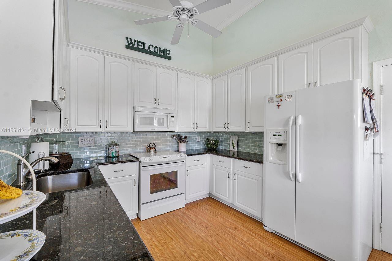 13550 SW 9th Ct