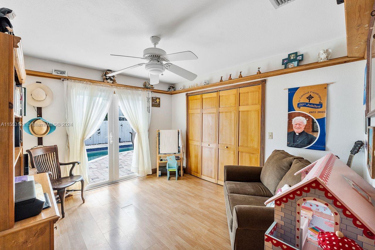 13550 SW 9th Ct