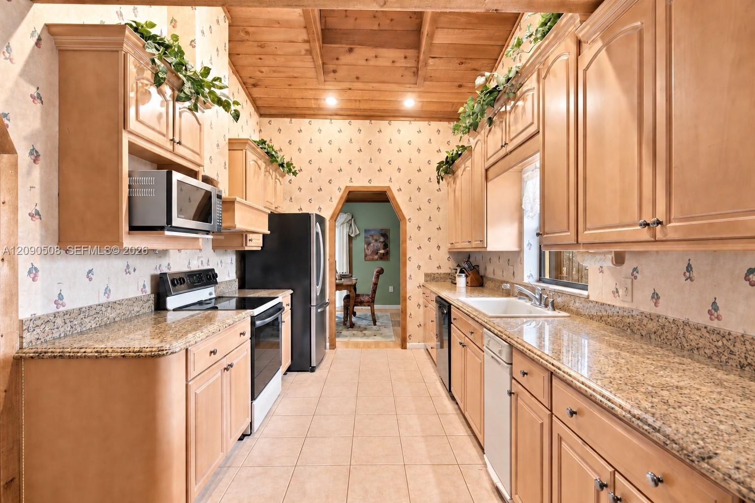 521 NW 78th Way