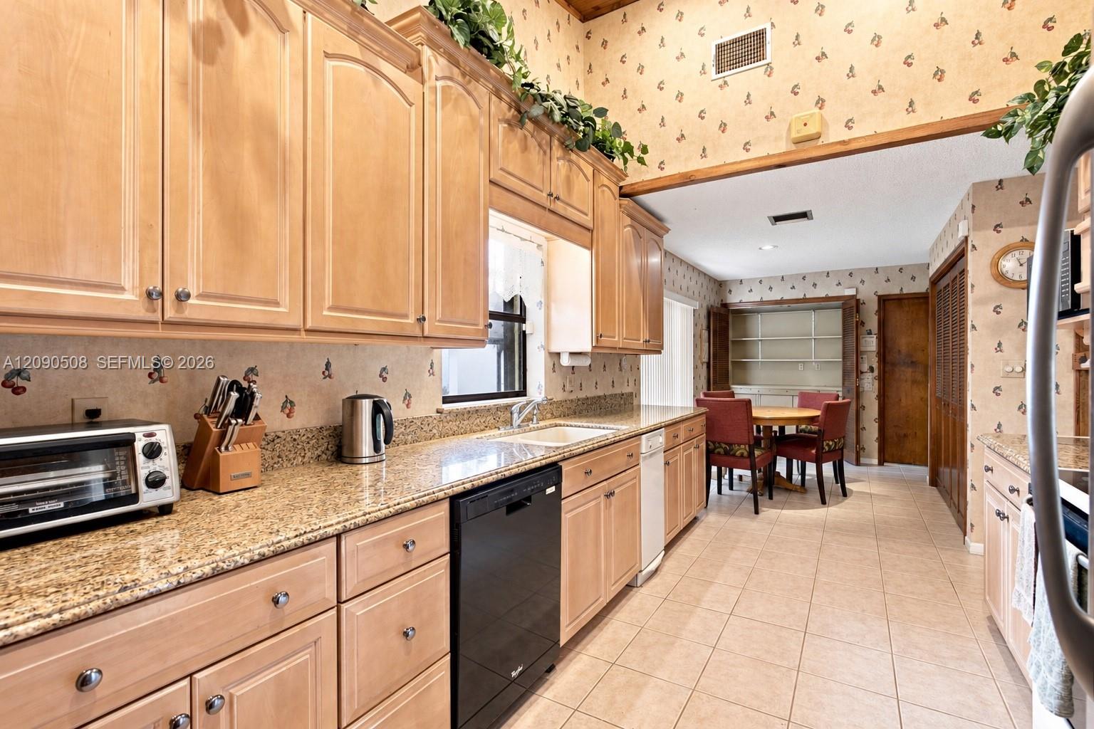 521 NW 78th Way