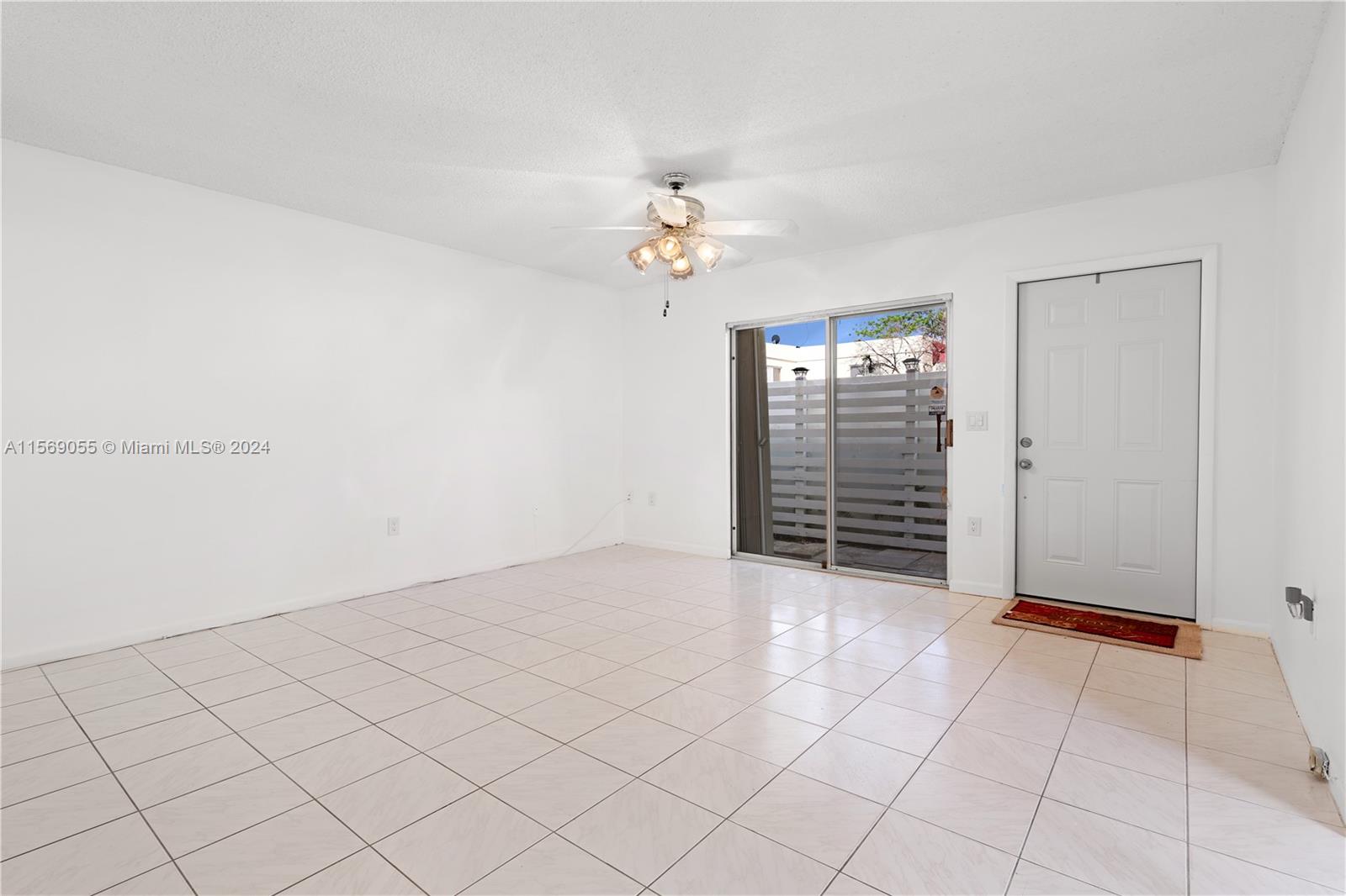 596 NW 97th Ave