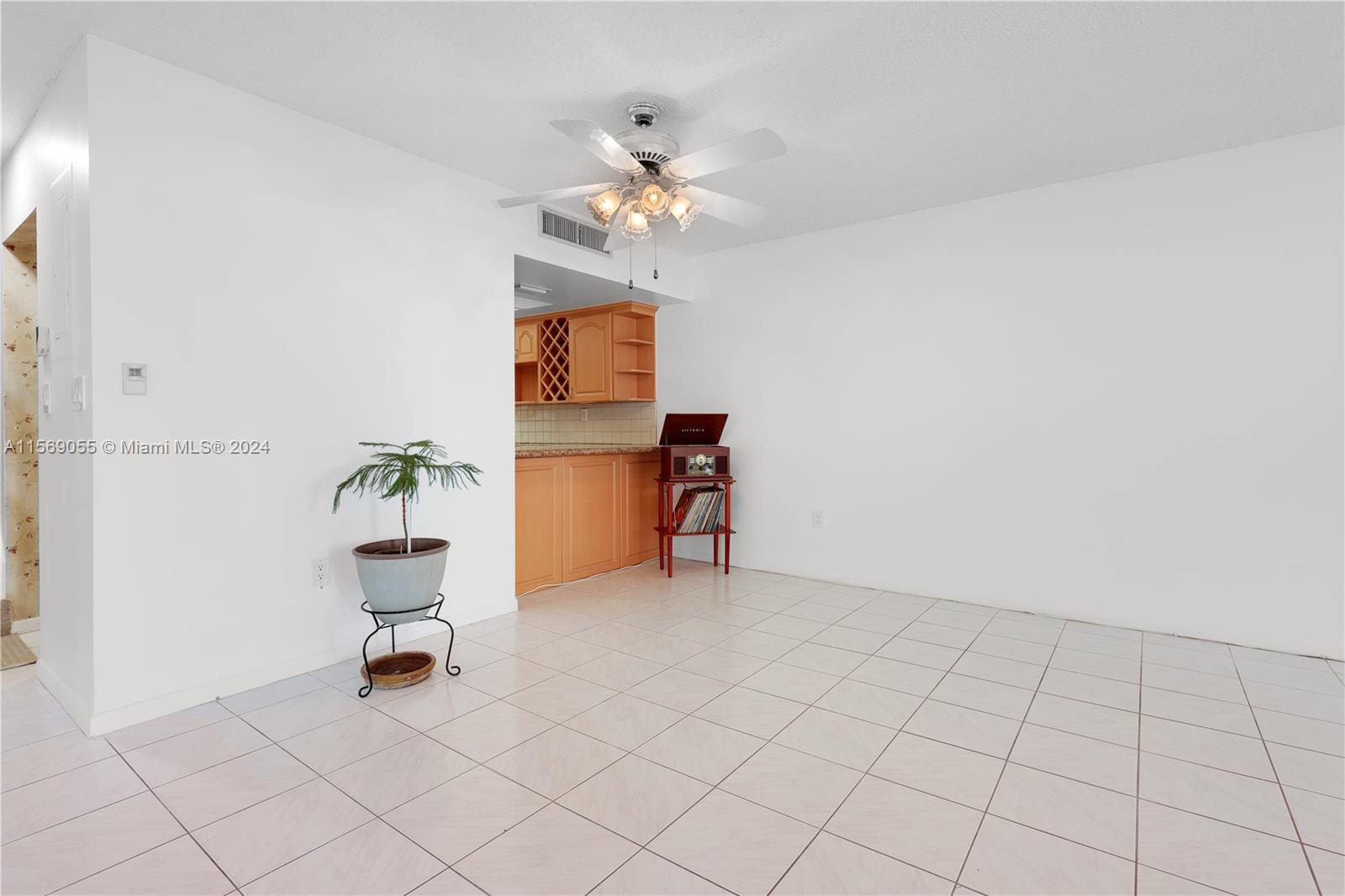 596 NW 97th Ave