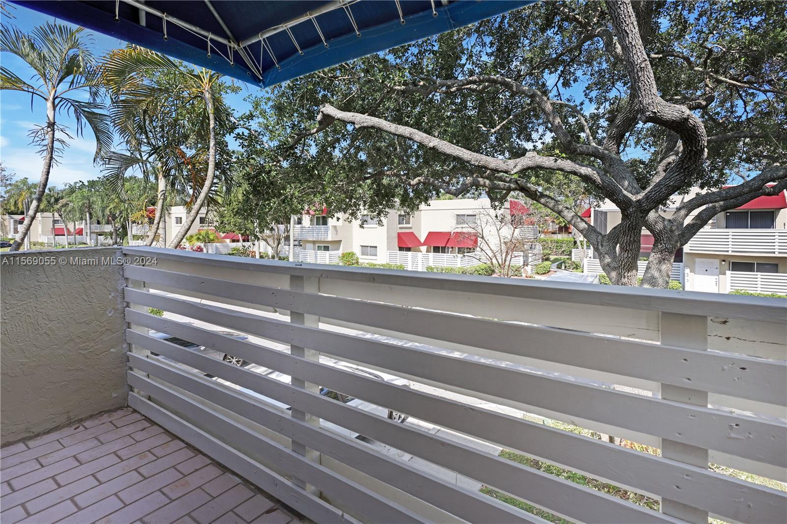 596 NW 97th Ave