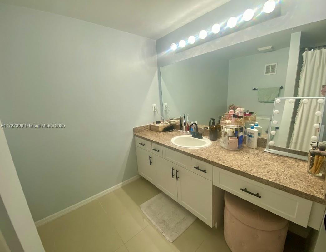 131 SW 117th Ave # 8201