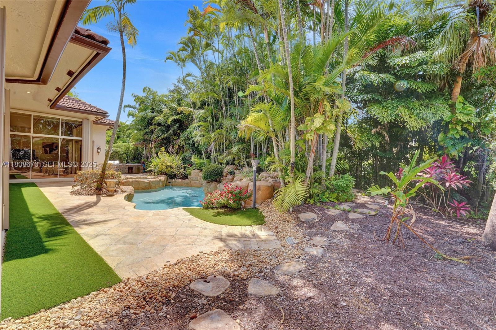 169 Dockside Circle