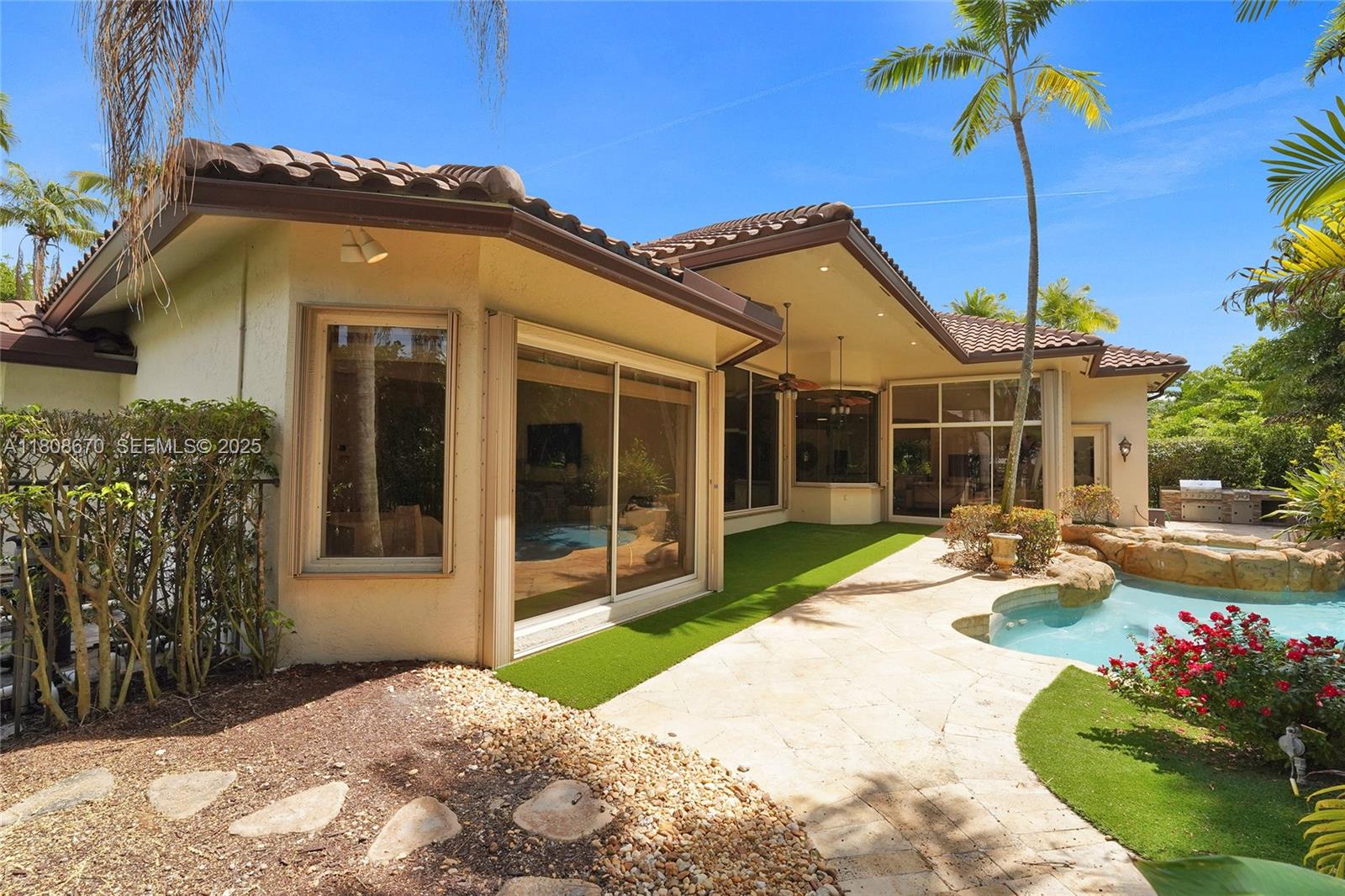 169 Dockside Circle
