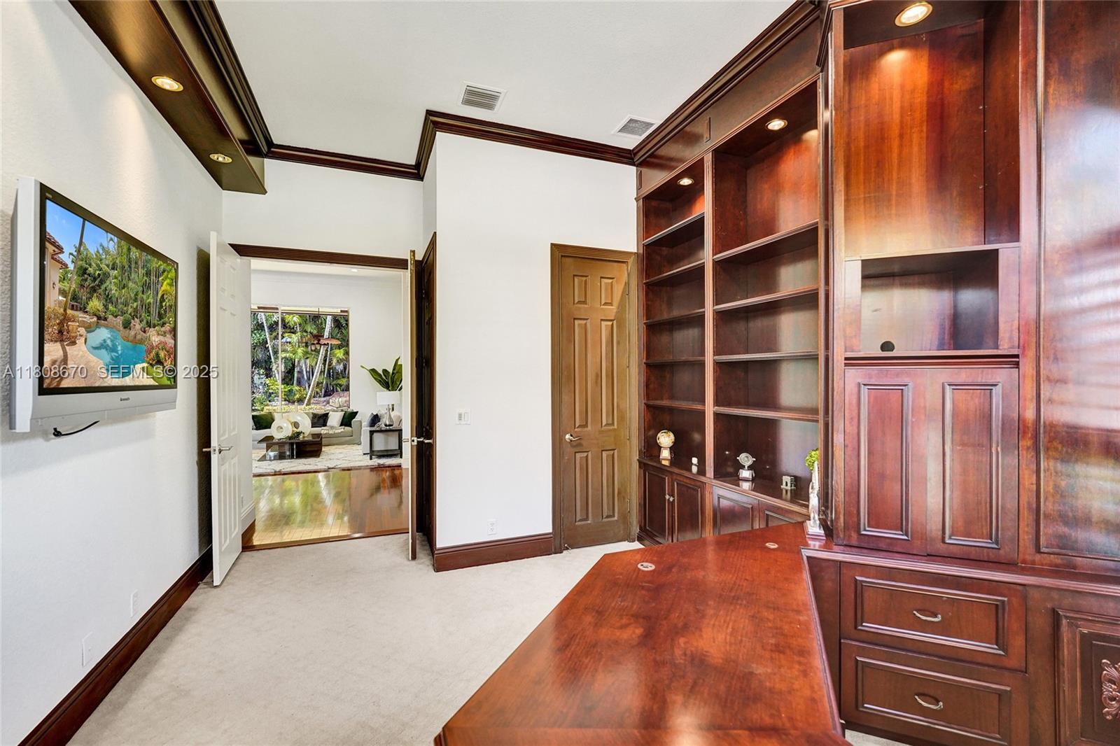 169 Dockside Circle