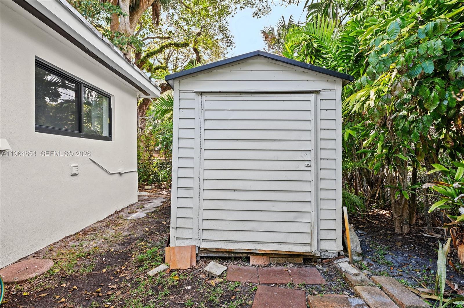 1745 NE 137th Terrace