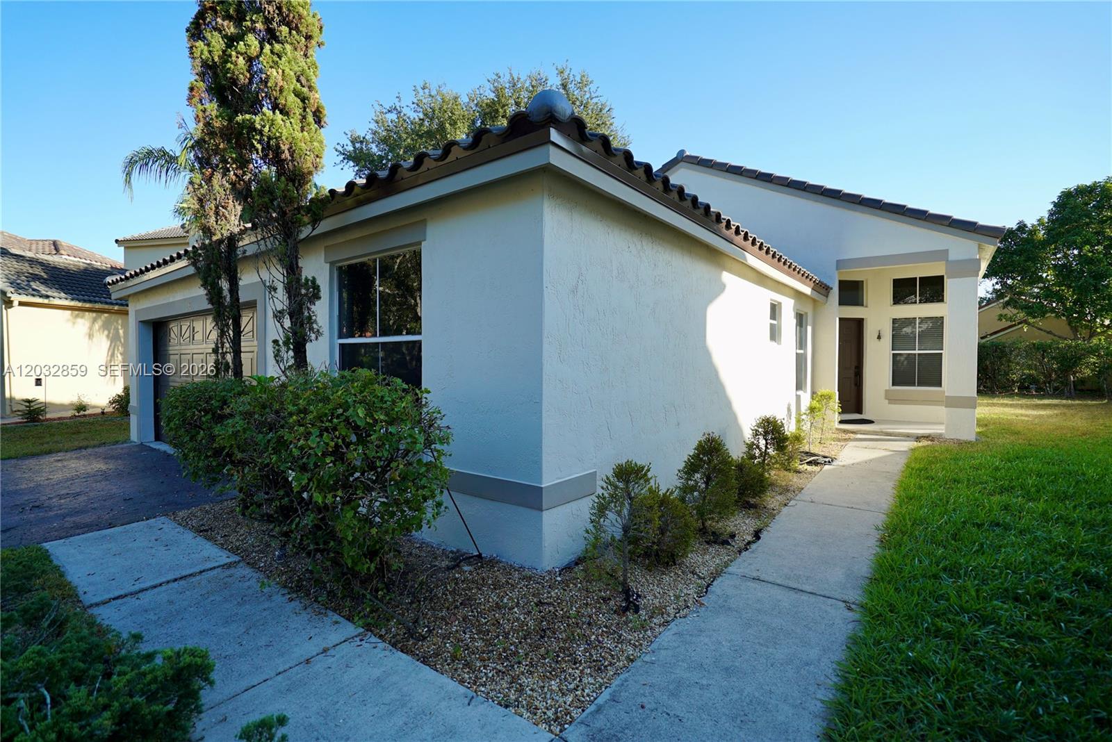 658 Stanton Dr