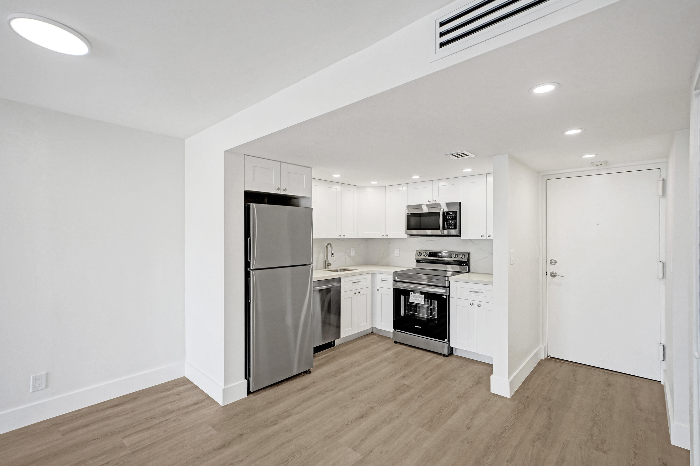 6195 Rock Island Road 103