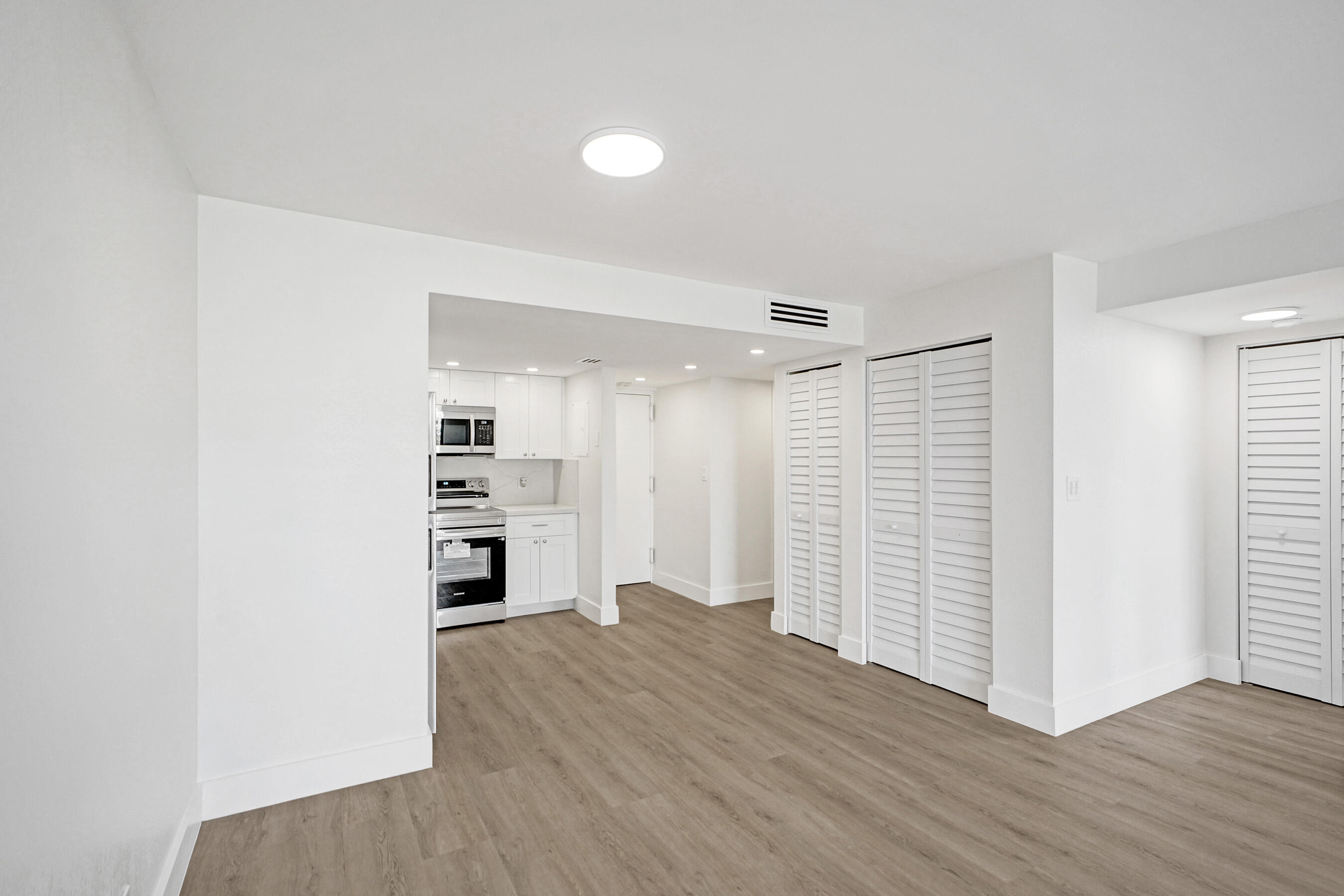 6195 Rock Island Road 103