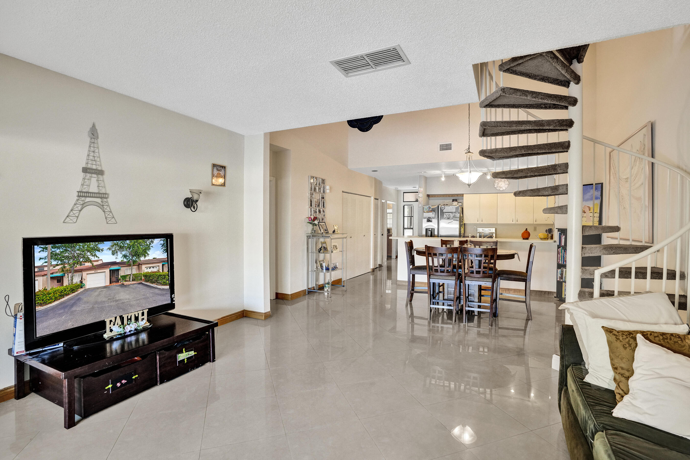8511 Ardoch Road