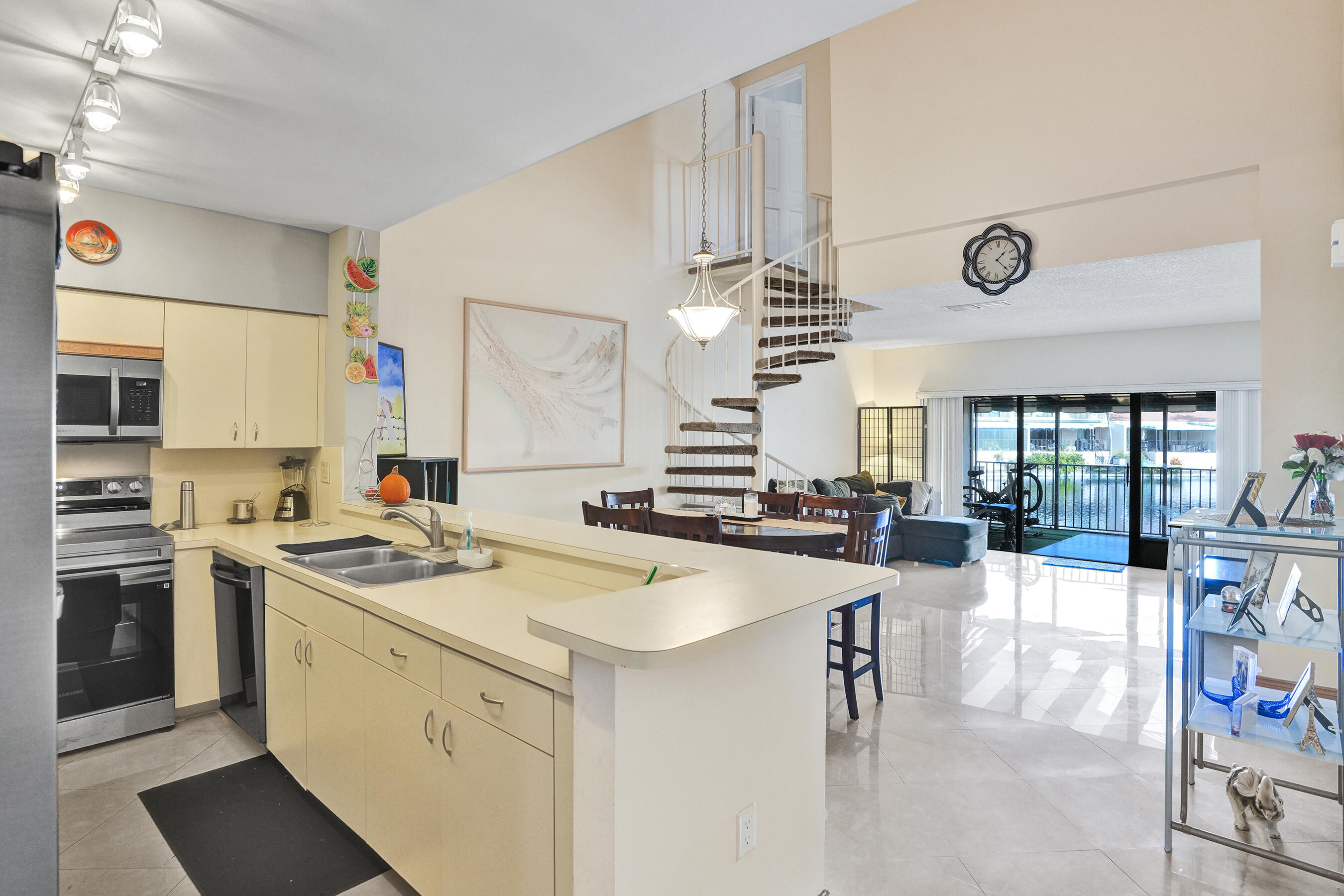 8511 Ardoch Road