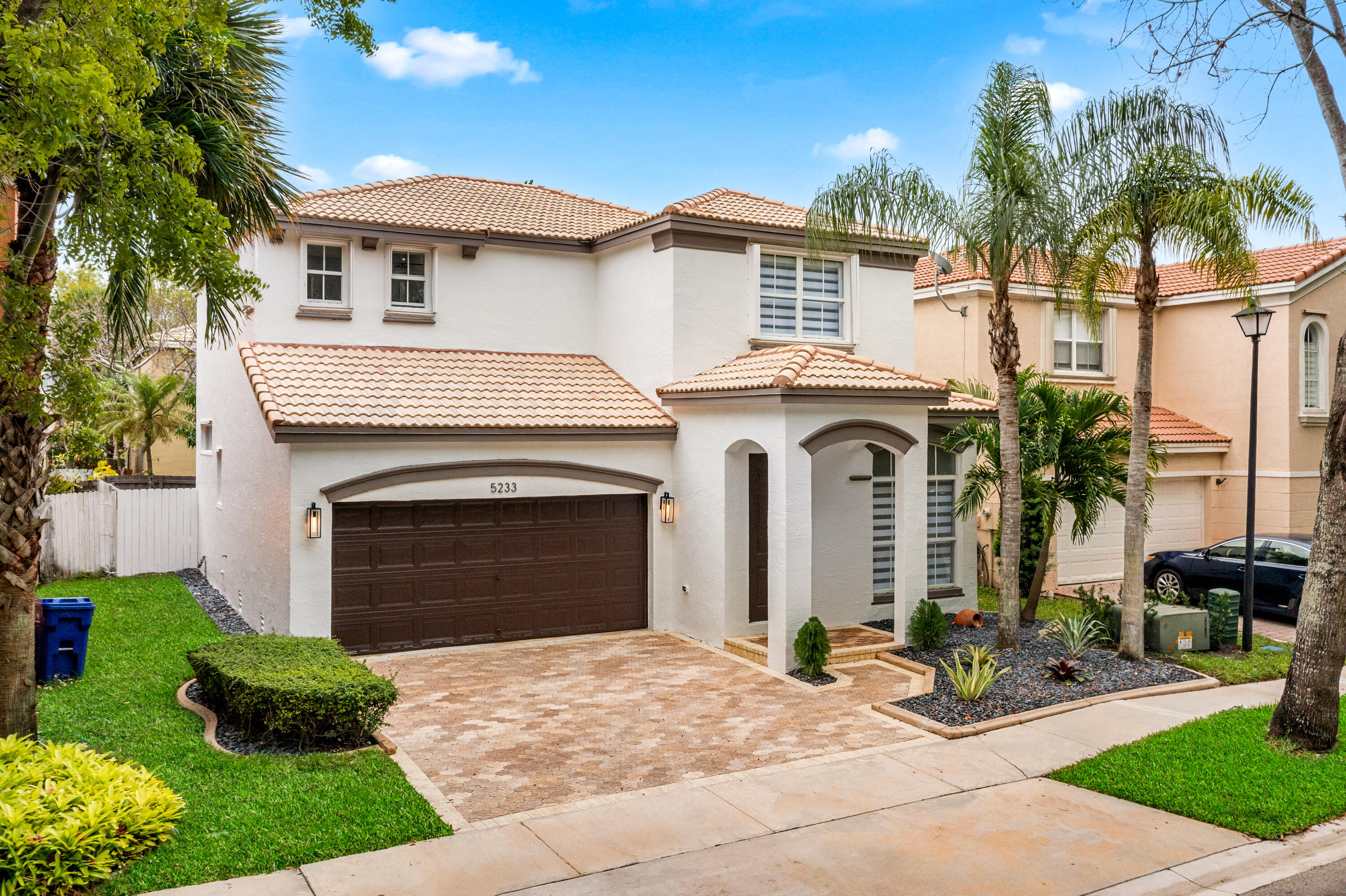 5233 SW 155th Way