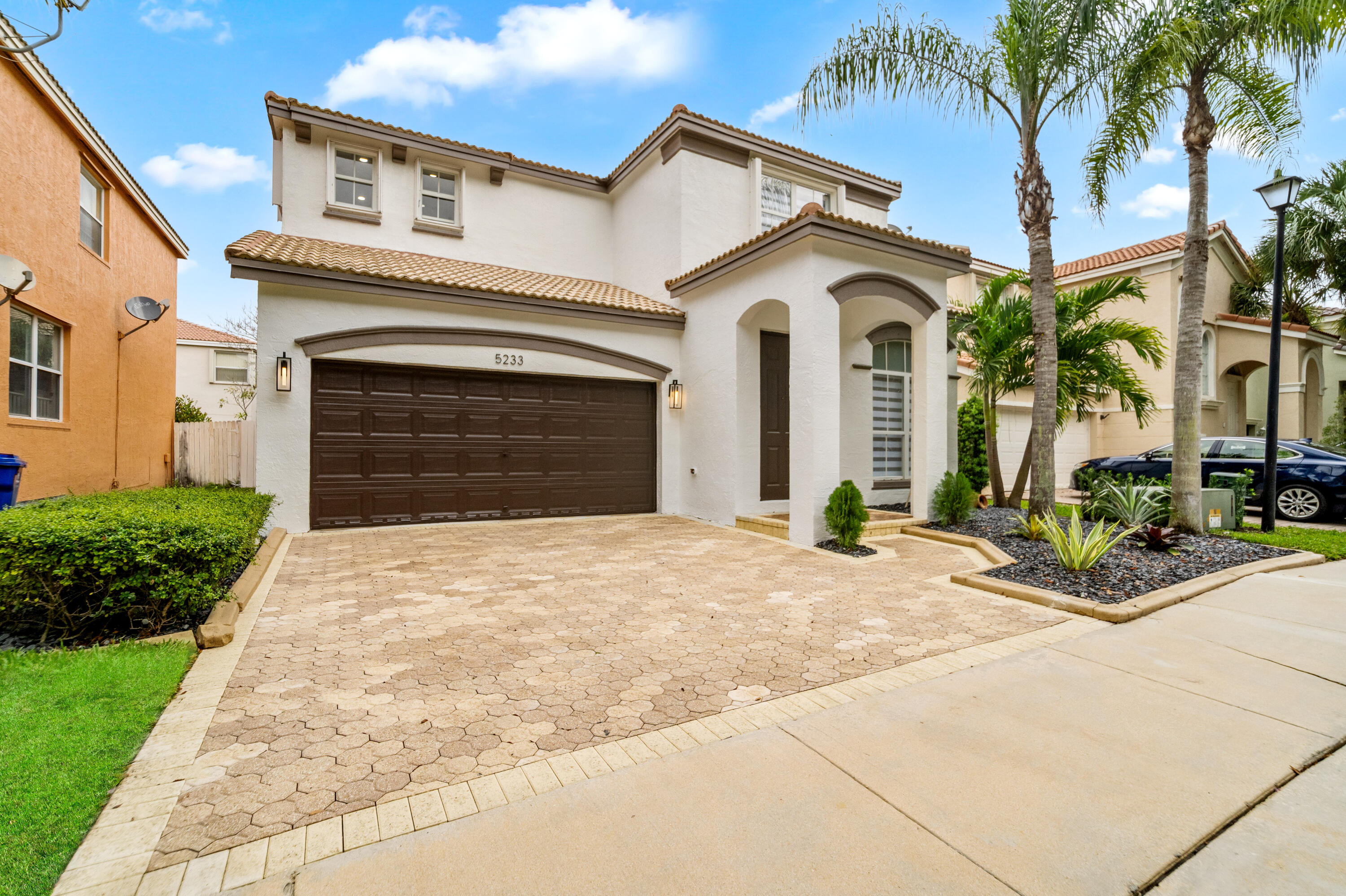 5233 SW 155th Way