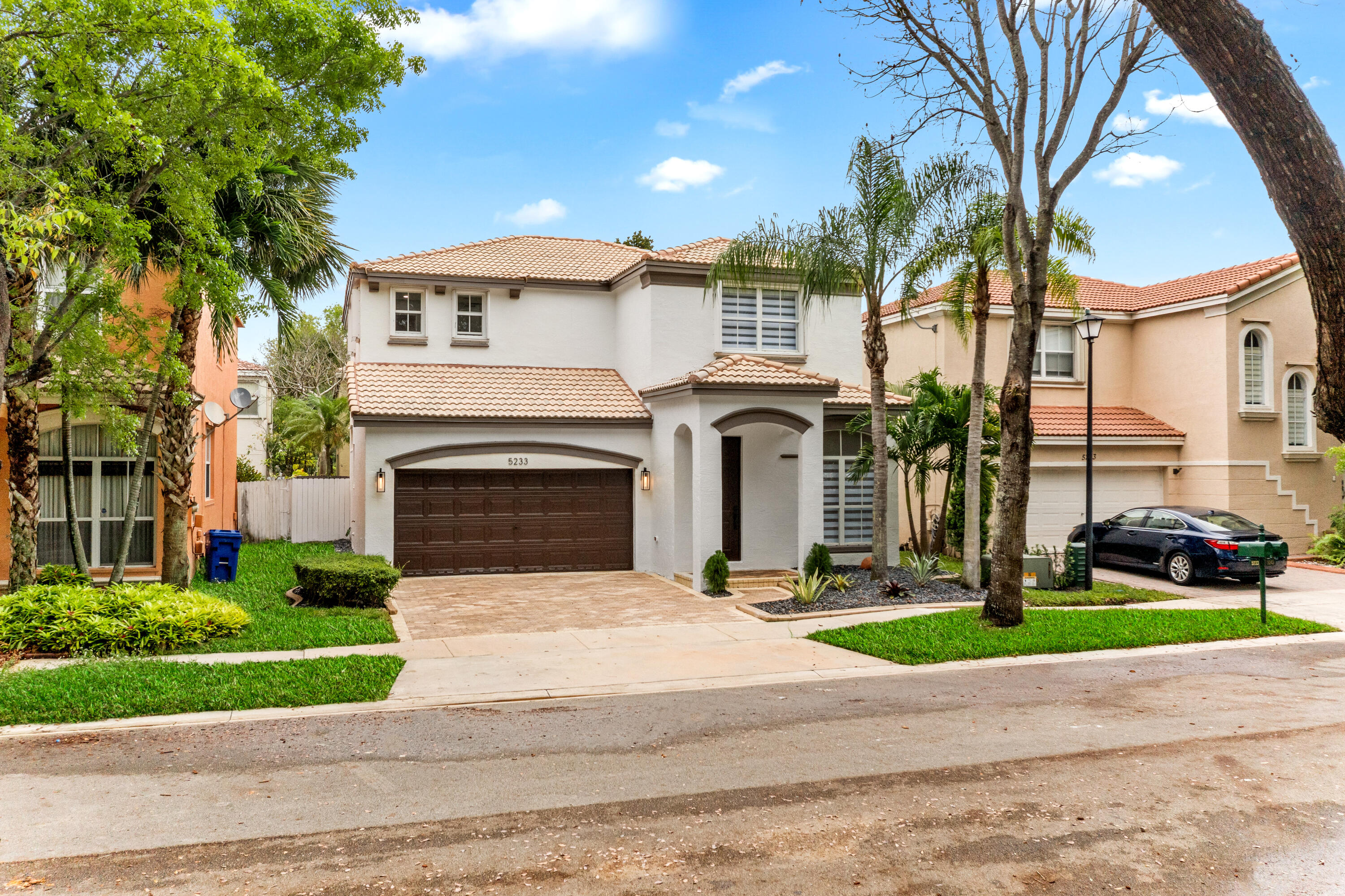5233 SW 155th Way
