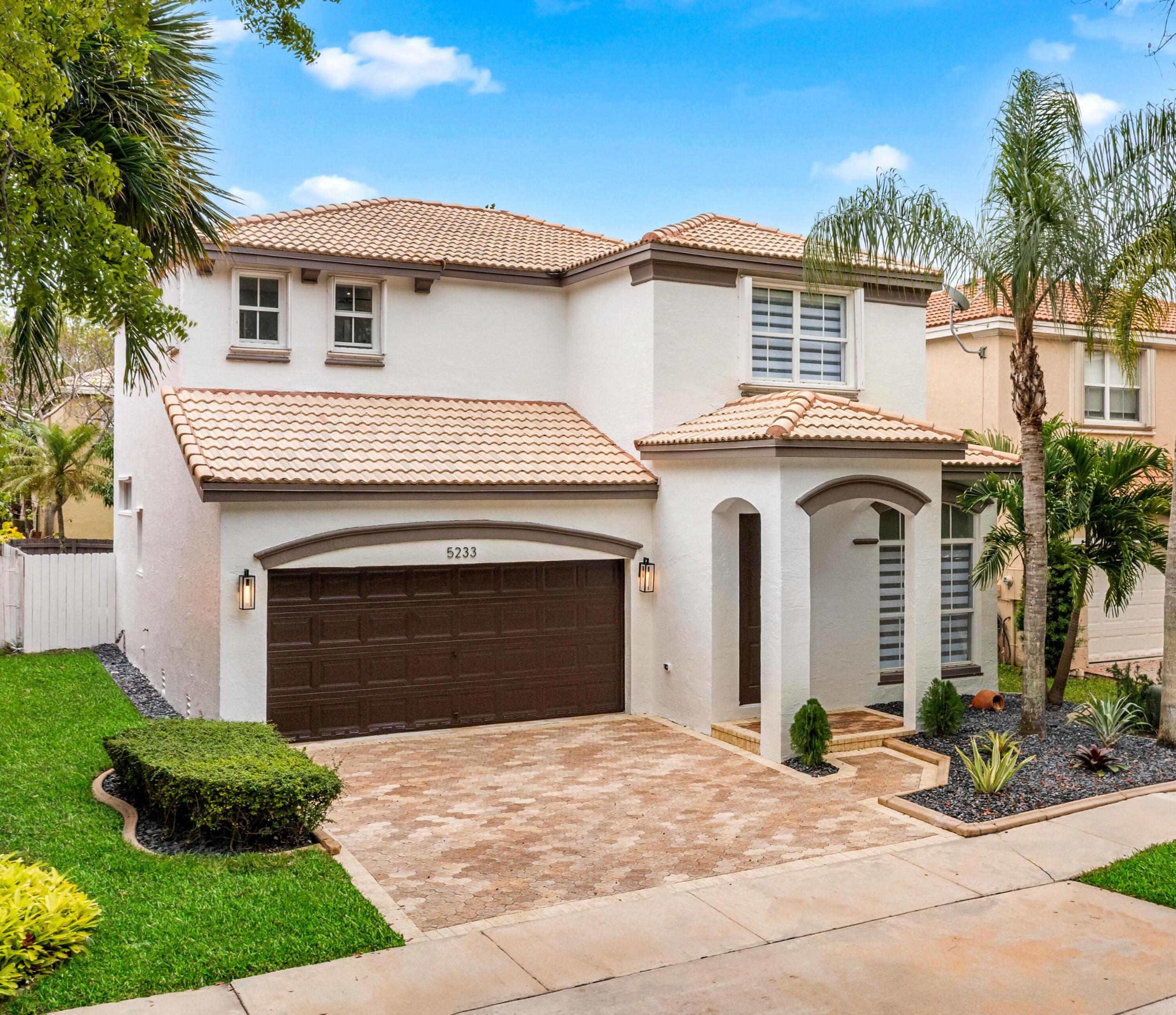 5233 SW 155th Way