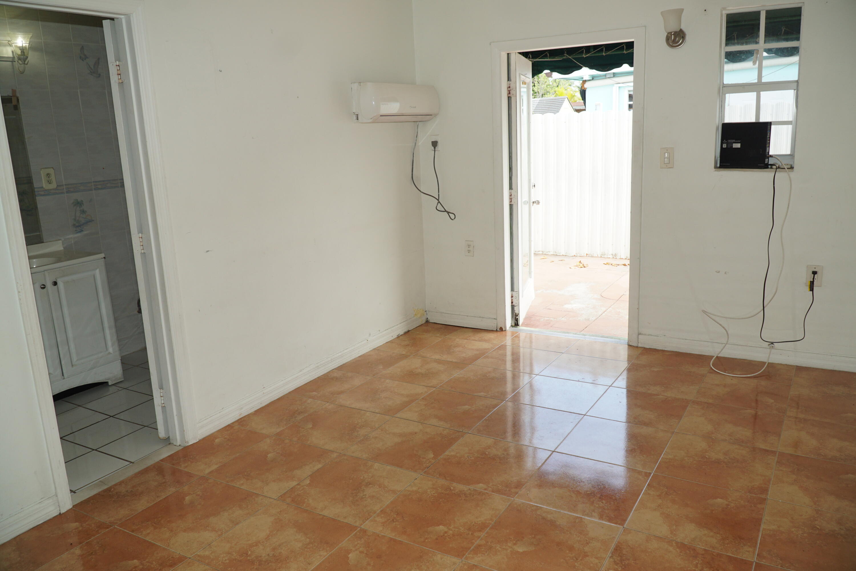 3311 SW 105th Court