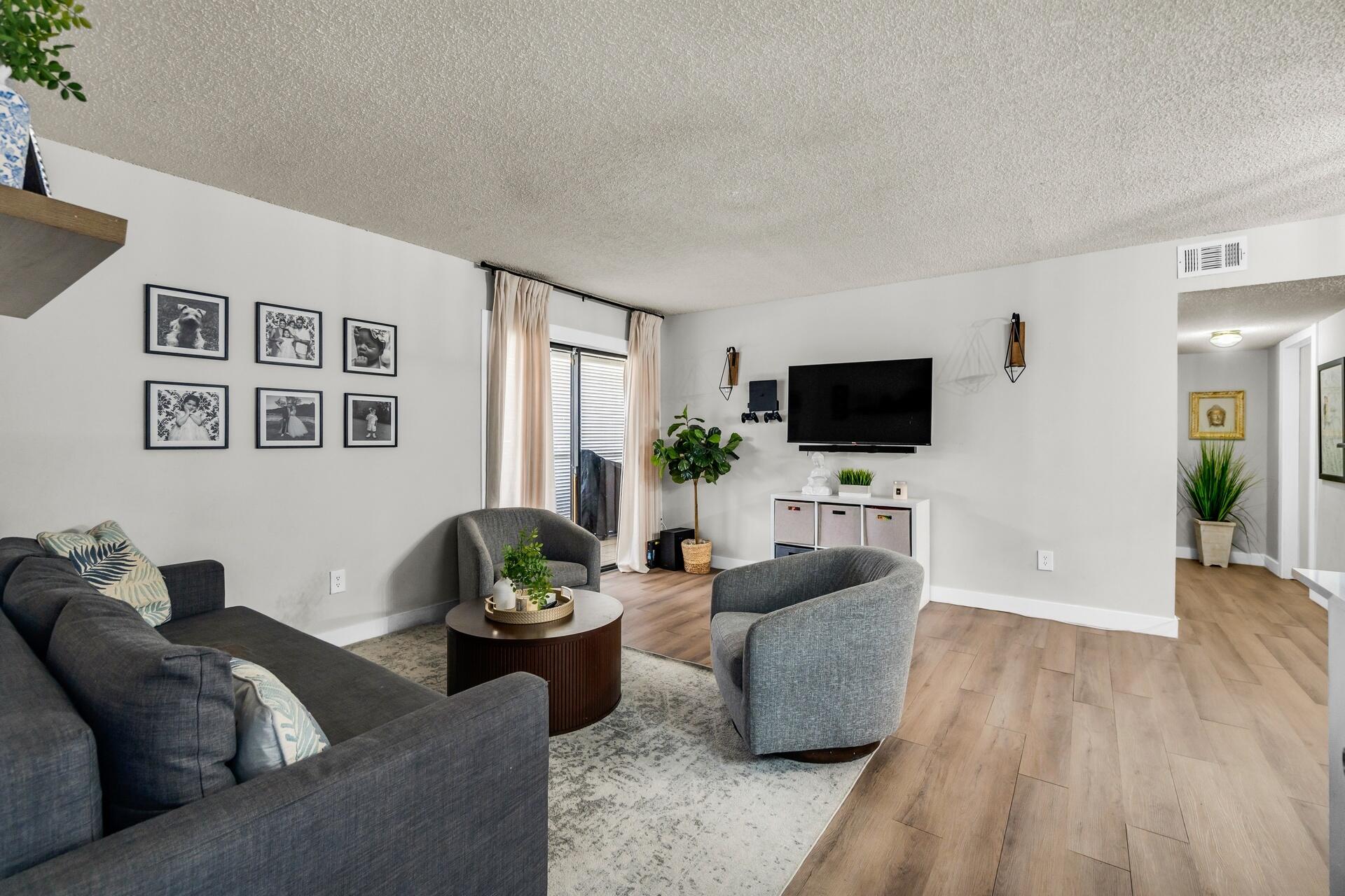 9729 Hammocks Boulevard 101e