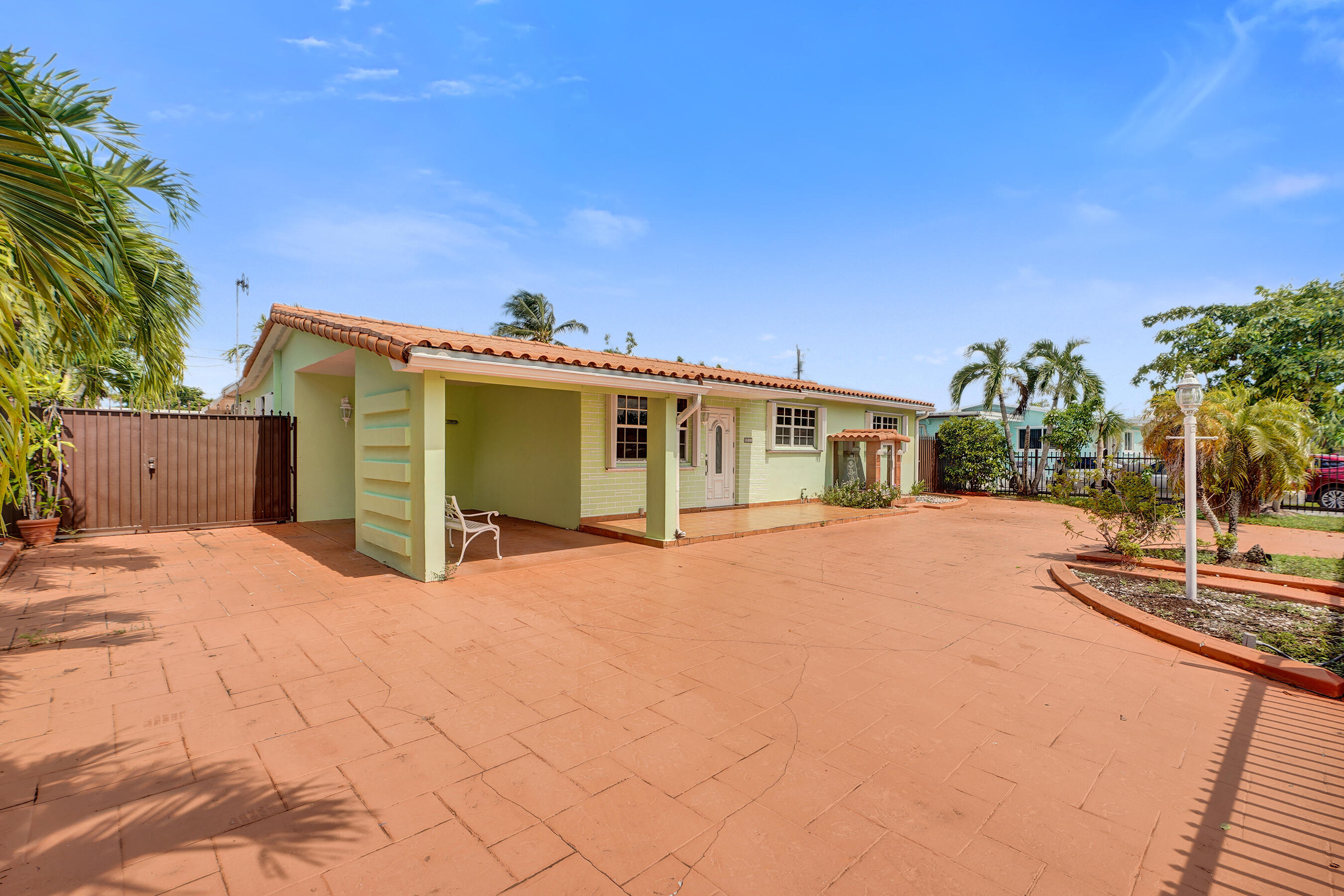3311 SW 105th Court