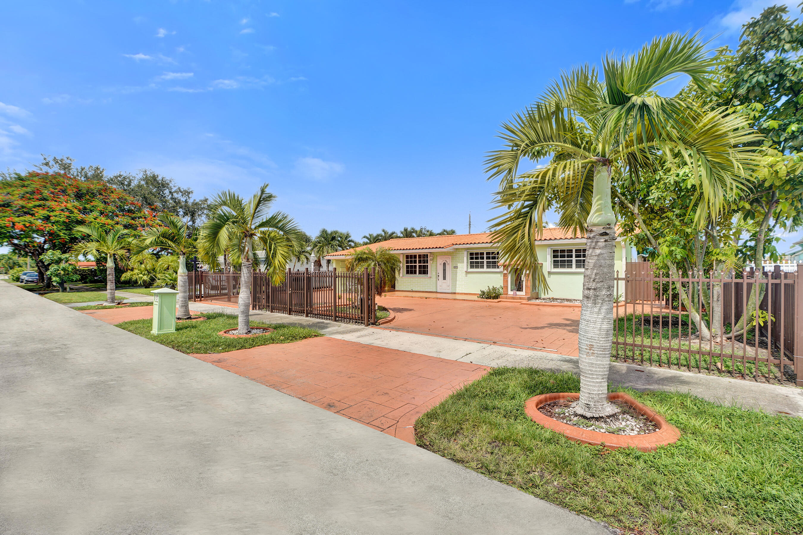 3311 SW 105th Court